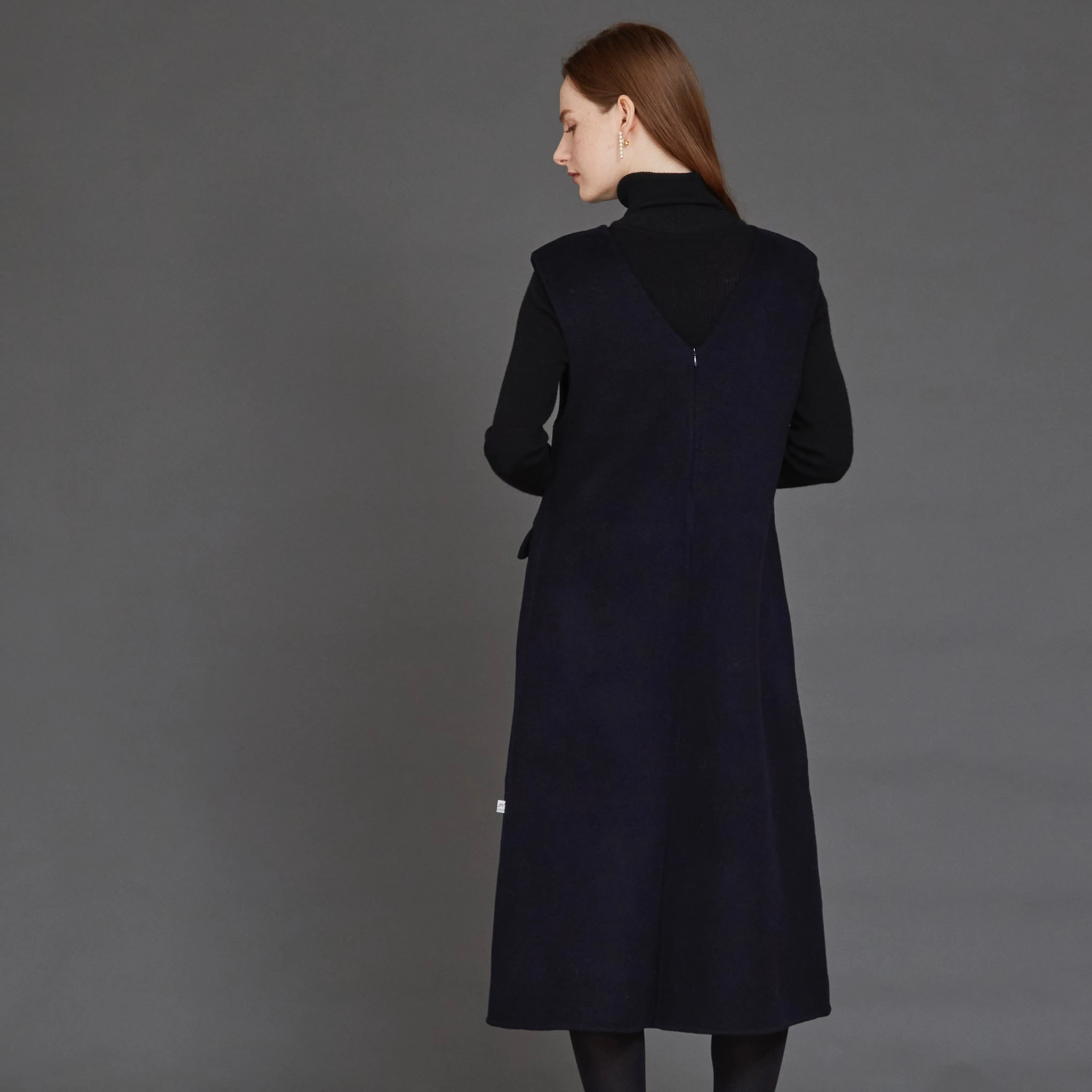 DiDi Guranjie Wool River Jumper Dress in Navy