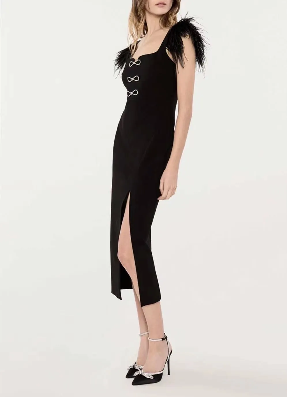 Elegant Feather Trim Bandage Gown