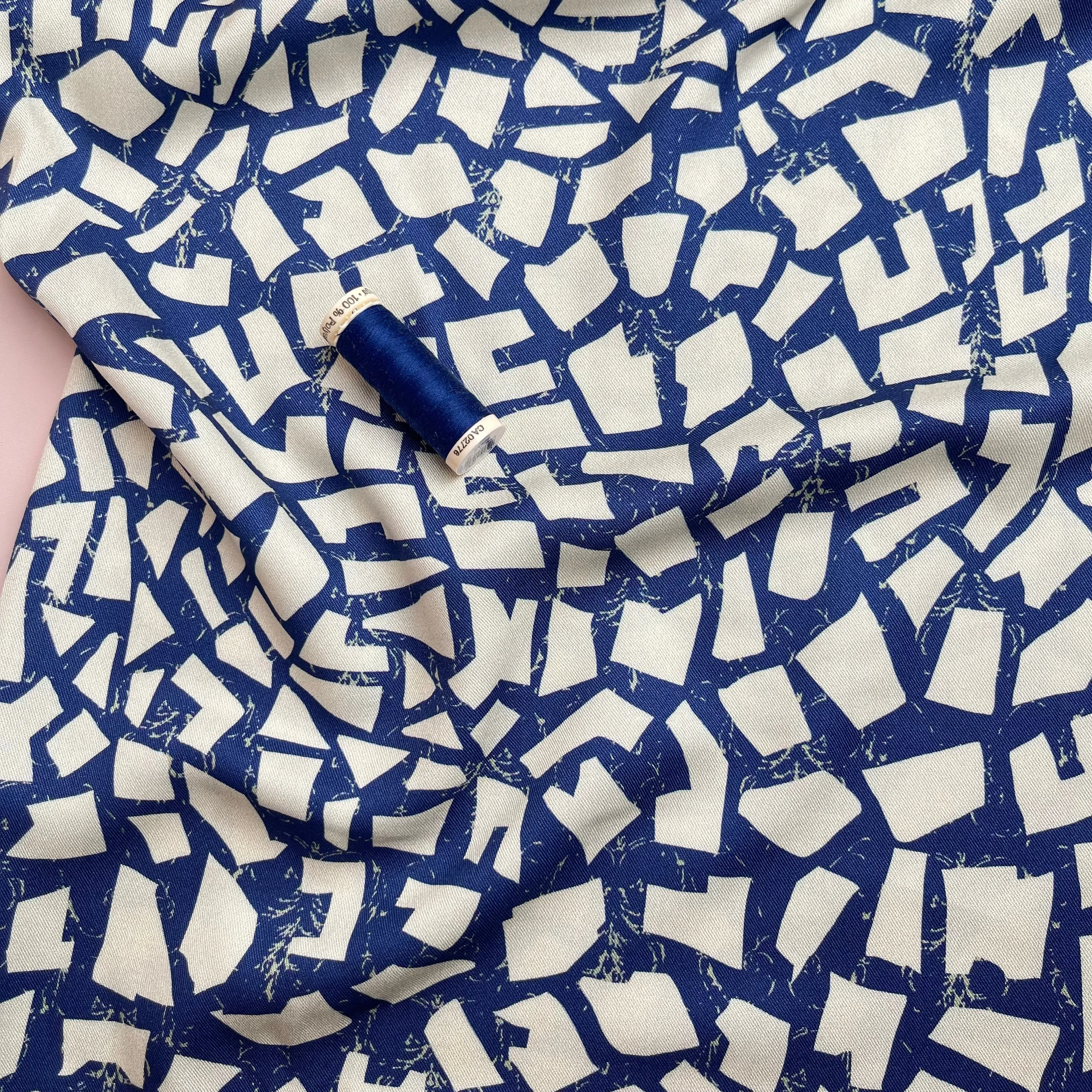 Light & Lush - Small Pieces Viscose Twill Fabric