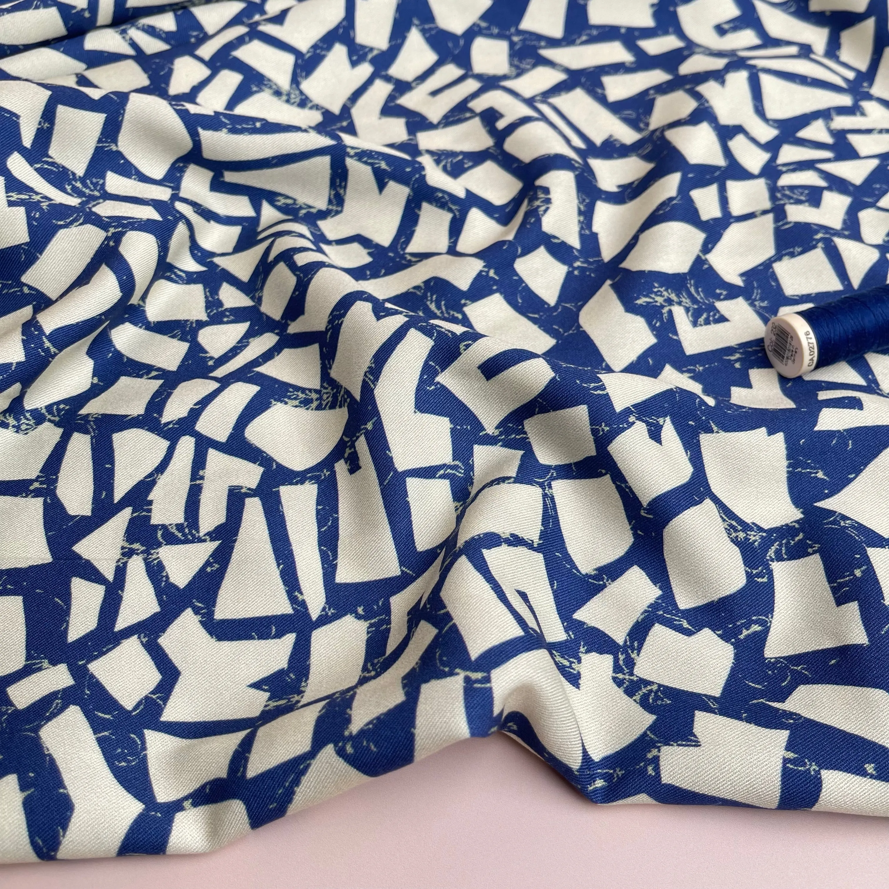 Light & Lush - Small Pieces Viscose Twill Fabric