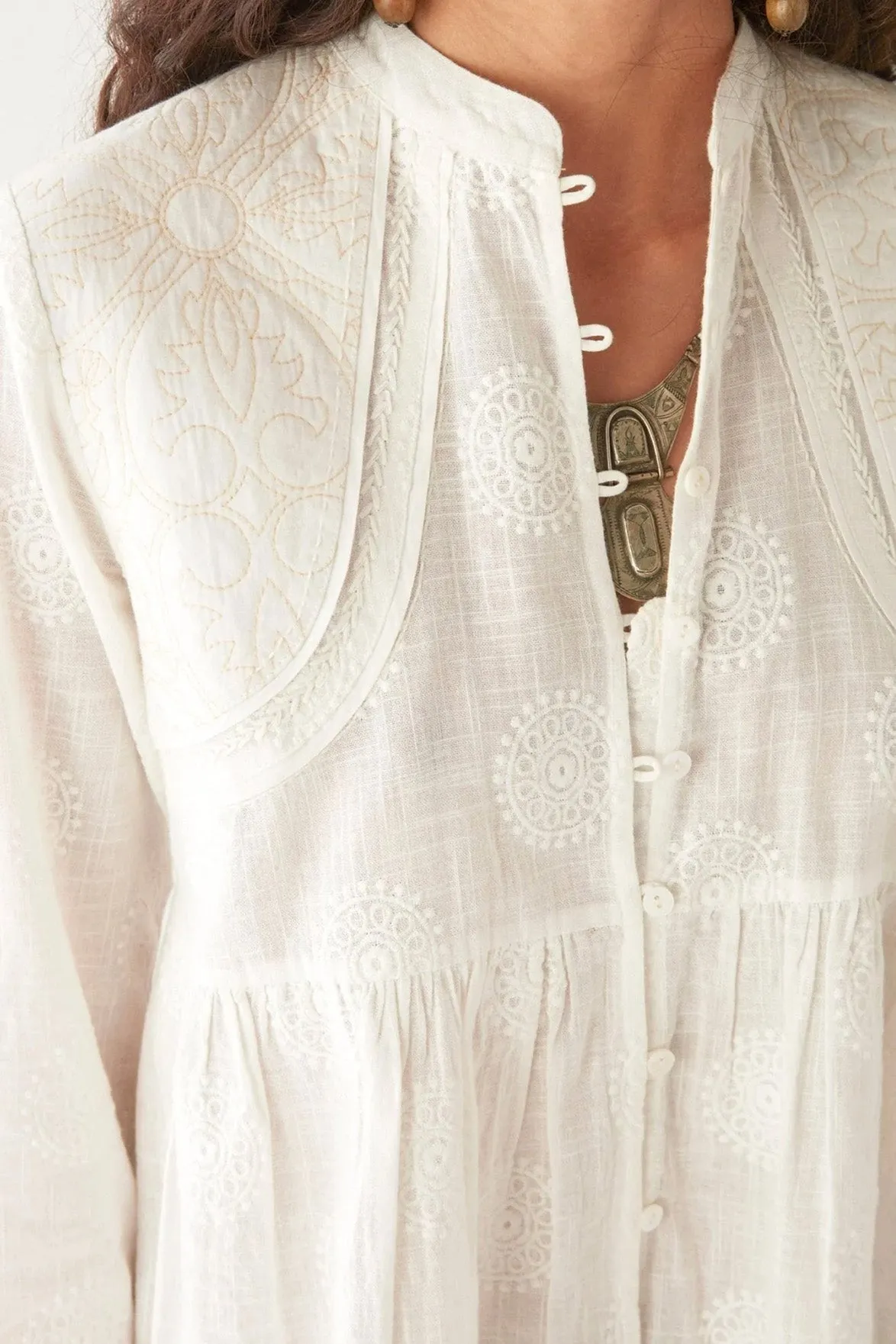 Maison Hotel Ariana Mosaique Ivory Blouse
