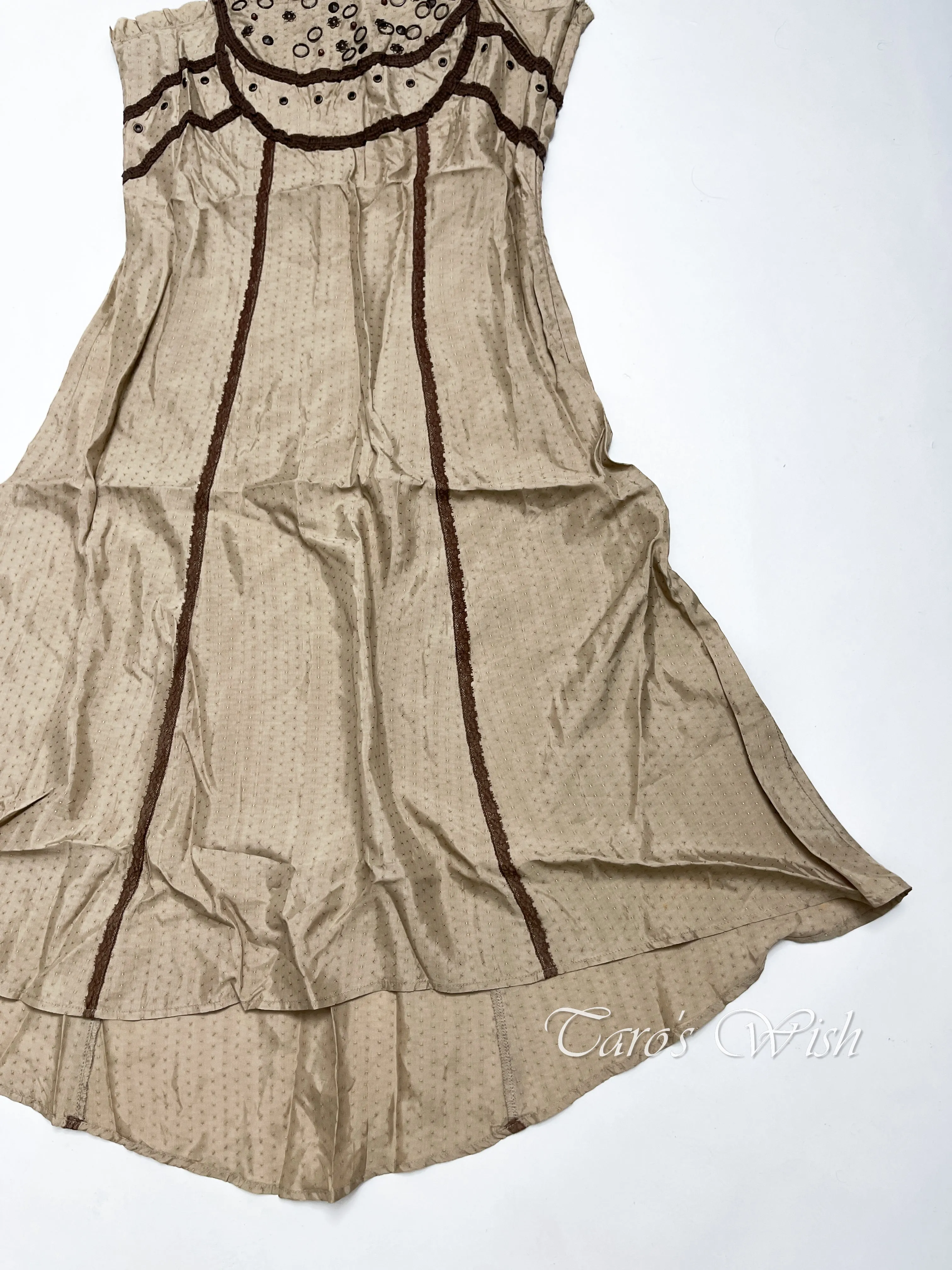   Medieval Structured Dress with Rivets Details