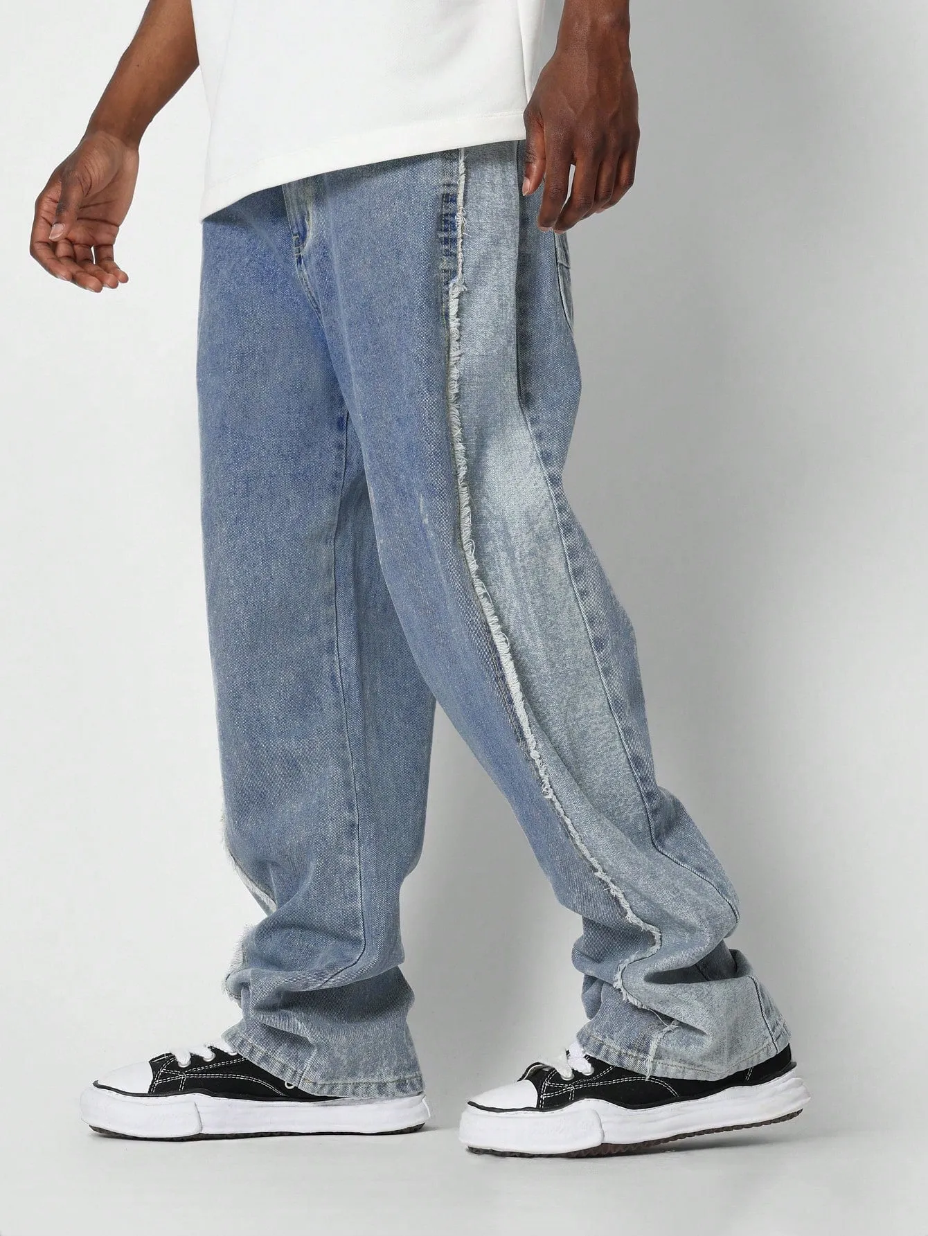 Super Oversized Fit Raw Edge Side Panel Jean