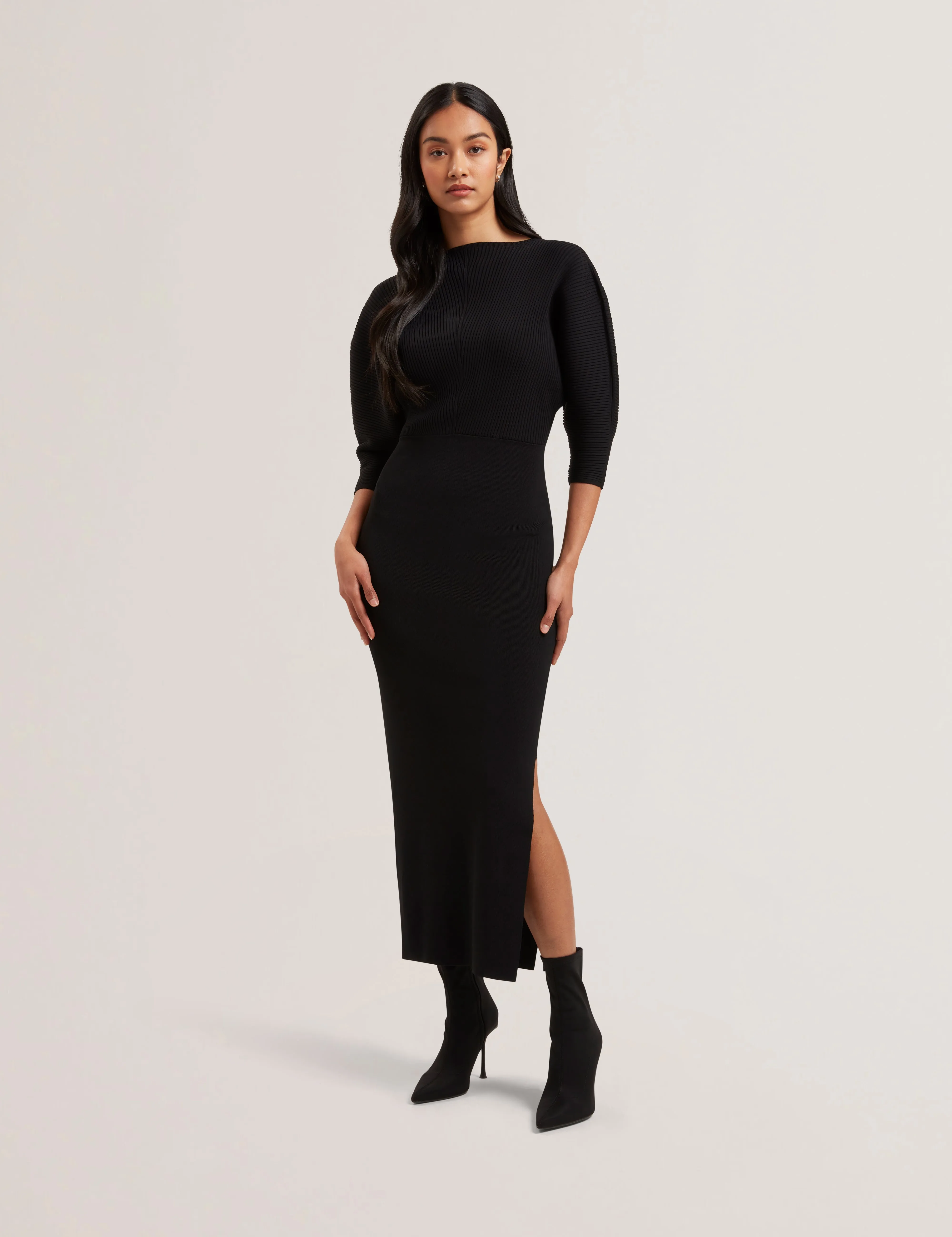 Vanitha Sculptured Rib Knitted Maxi Dress Black